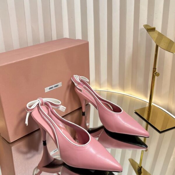 repliche,replica,perfette,siti di,affidabili,migliori siti,dove comprare,1:1,scarpe da ginnastica Miu Miu Primavera/Estate Nuovi sandali con tacco alto e fiocco retr貌 (FO3CD)