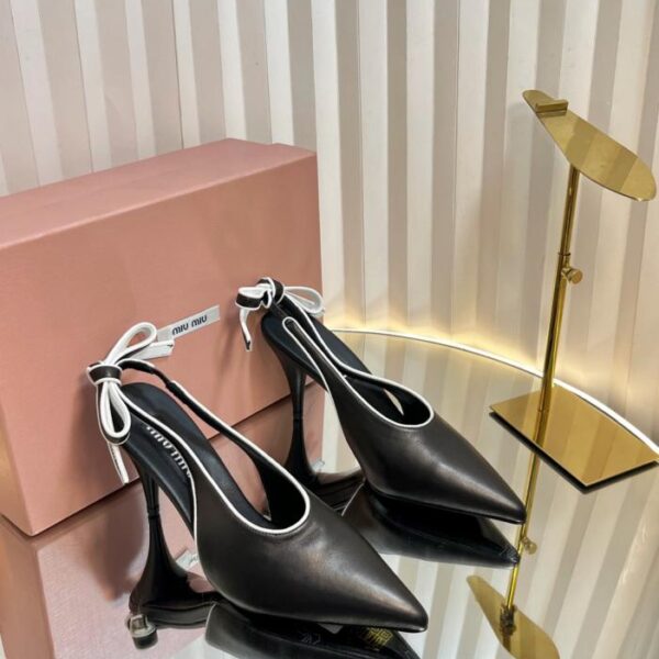 repliche,replica,perfette,siti di,affidabili,migliori siti,dove comprare,1:1,scarpe da ginnastica Miu Miu Primavera/Estate Nuovi sandali con tacco alto e fiocco retr貌 (HKRHU)