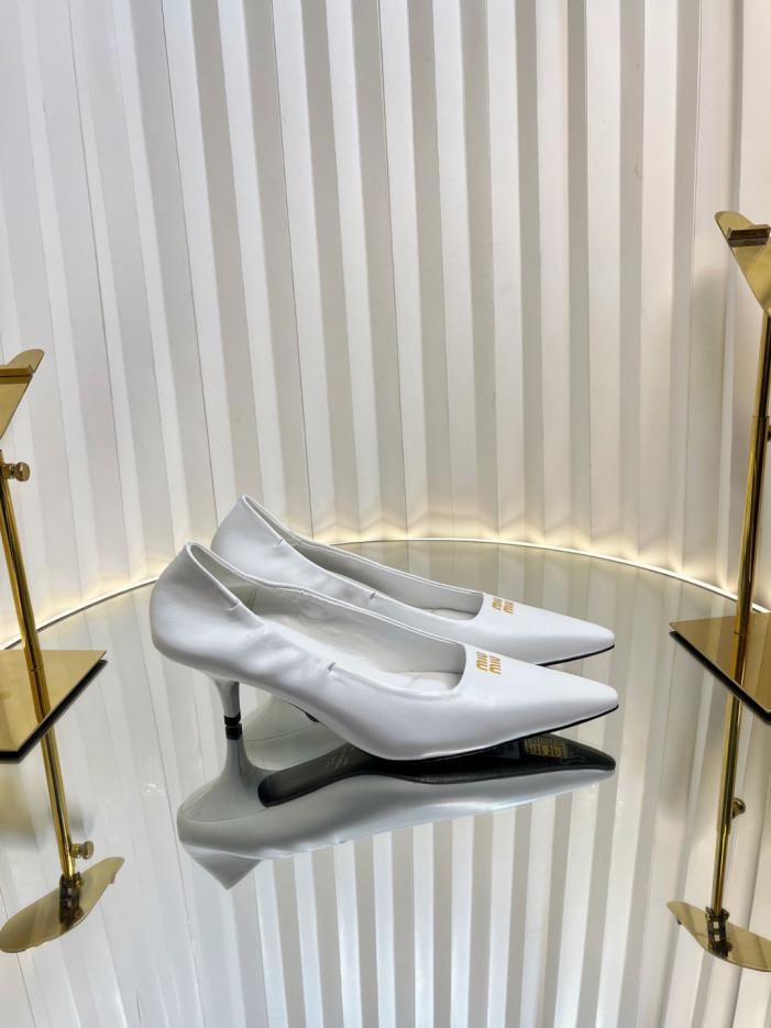 repliche,replica,perfette,siti di,affidabili,migliori siti,dove comprare,1:1,scarpe da ginnastica Miu Miu Primavera/Estate Nuove scarpe con tacco alto a punta (YVNQE) repliche,replica,perfette,siti di,affidabili,migliori siti,dove comprare,1:1,scarpe da ginnastica Miu Miu Primavera/Estate Nuove scarpe con tacco alto a punta (YVNQE)