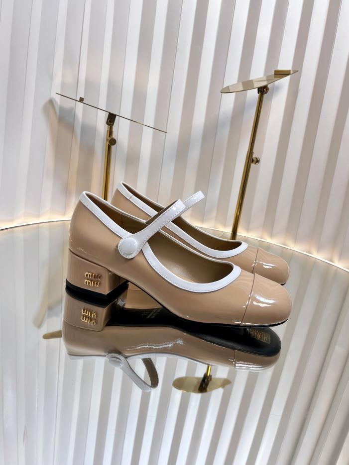 repliche,replica,perfette,siti di,affidabili,migliori siti,dove comprare,1:1,scarpe da ginnastica Miu Miu Primavera/Estate Mary Jane con tacco grosso, nuovi arrivi in 鈥嬧€媝elle verniciata lucida (YBIA1) repliche,replica,perfette,siti di,affidabili,migliori siti,dove comprare,1:1,scarpe da ginnastica Miu Miu Primavera/Estate Mary Jane con tacco grosso, nuovi arrivi in 鈥嬧€媝elle verniciata lucida (YBIA1)