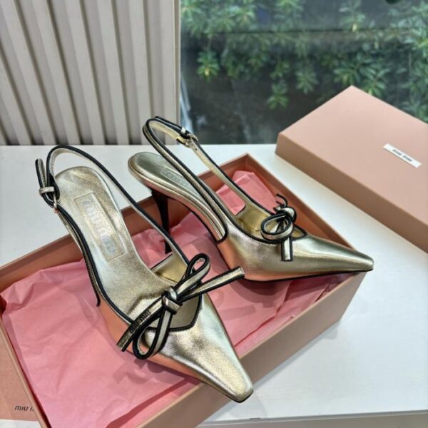 repliche,replica,perfette,siti di,affidabili,migliori siti,dove comprare,1:1,scarpe da ginnastica Miu Miu Mary Jane, ballerine con tacco grosso e intreccio cavo, versione singola (U9U5W)