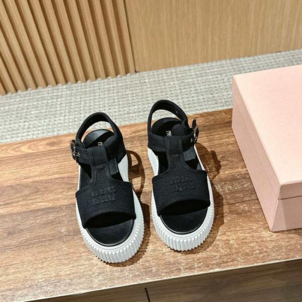 repliche,replica,perfette,siti di,affidabili,migliori siti,dove comprare,1:1,scarpe da ginnastica Sandali casual in tela con plateau e suola spessa Miu Miu (6BEXE)