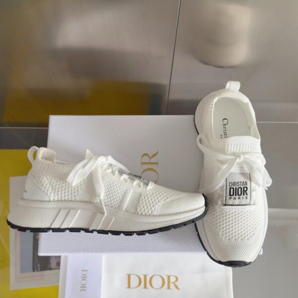 L'ultima serie Run'n'Dior di Dior, scarpe sportive casual da coppia con suola spessa e lavorate a maglia, versione top (8ABBX)