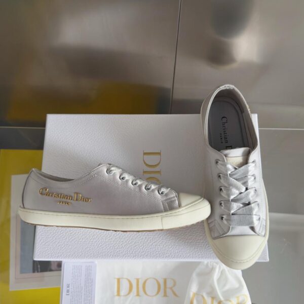 repliche,replica,perfette,siti di,affidabili,migliori siti,dove comprare,1:1,scarpe da ginnastica Scarpe sportive casual da donna in raso bianco della serie Lucky di Dior, ultima versione (7X64X)