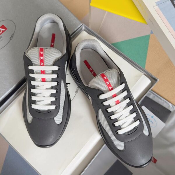 repliche,replica,perfette,siti di,affidabili,migliori siti,dove comprare,1:1,scarpe da ginnastica Scarpe sportive casual da uomo Prada America’s Cup in pelle verniciata e mesh, versione top (6X66G)