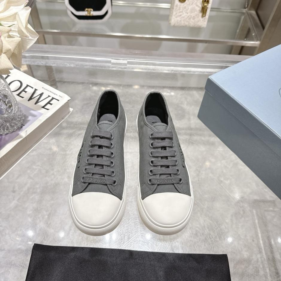 repliche,replica,perfette,siti di,affidabili,migliori siti,dove comprare,1:1,scarpe da ginnastica Scarpe Prada in tela con punta tonda (8KLPE) repliche,replica,perfette,siti di,affidabili,migliori siti,dove comprare,1:1,scarpe da ginnastica Scarpe Prada in tela con punta tonda (8KLPE)