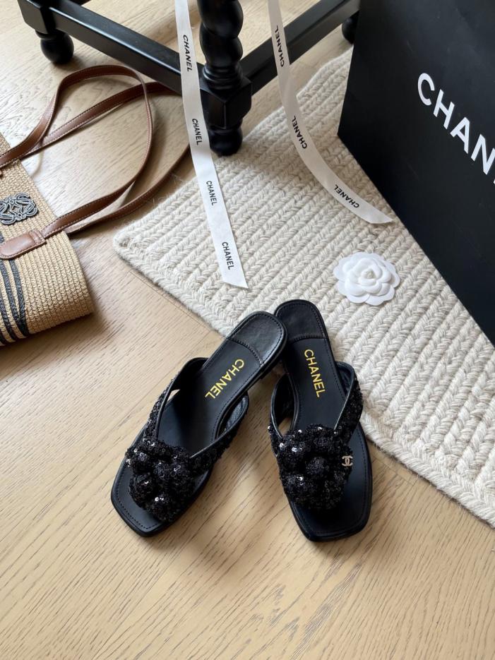 repliche,replica,perfette,siti di,affidabili,migliori siti,dove comprare,1:1,scarpe da ginnastica Nuove pantofole Chanel Camellia Primavera ed Estate, serie Camellia Classica con Diamanti, Versione Top (46AEJ) repliche,replica,perfette,siti di,affidabili,migliori siti,dove comprare,1:1,scarpe da ginnastica Nuove pantofole Chanel Camellia Primavera ed Estate, serie Camellia Classica con Diamanti, Versione Top (46AEJ)