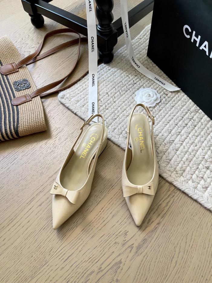 repliche,replica,perfette,siti di,affidabili,migliori siti,dove comprare,1:1,scarpe da ginnastica Scarpe estive Chanel con tacco spesso e fiocco, versione top (FUKNK) repliche,replica,perfette,siti di,affidabili,migliori siti,dove comprare,1:1,scarpe da ginnastica Scarpe estive Chanel con tacco spesso e fiocco, versione top (FUKNK)
