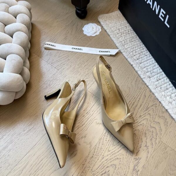 repliche,replica,perfette,siti di,affidabili,migliori siti,dove comprare,1:1,scarpe da ginnastica Chanel New Butterfly High Heels Series Top Version (SVO44)