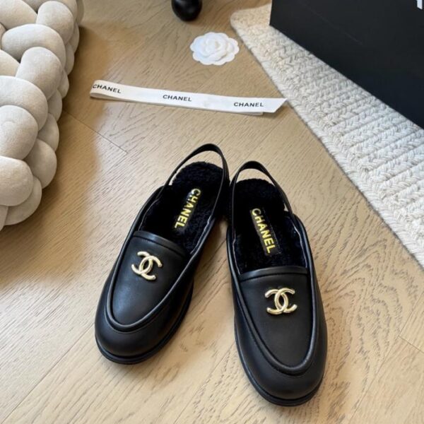 repliche,replica,perfette,siti di,affidabili,migliori siti,dove comprare,1:1,scarpe da ginnastica Mocassini Chanel autunno e inverno, versione mezza pantofola (QX01L)