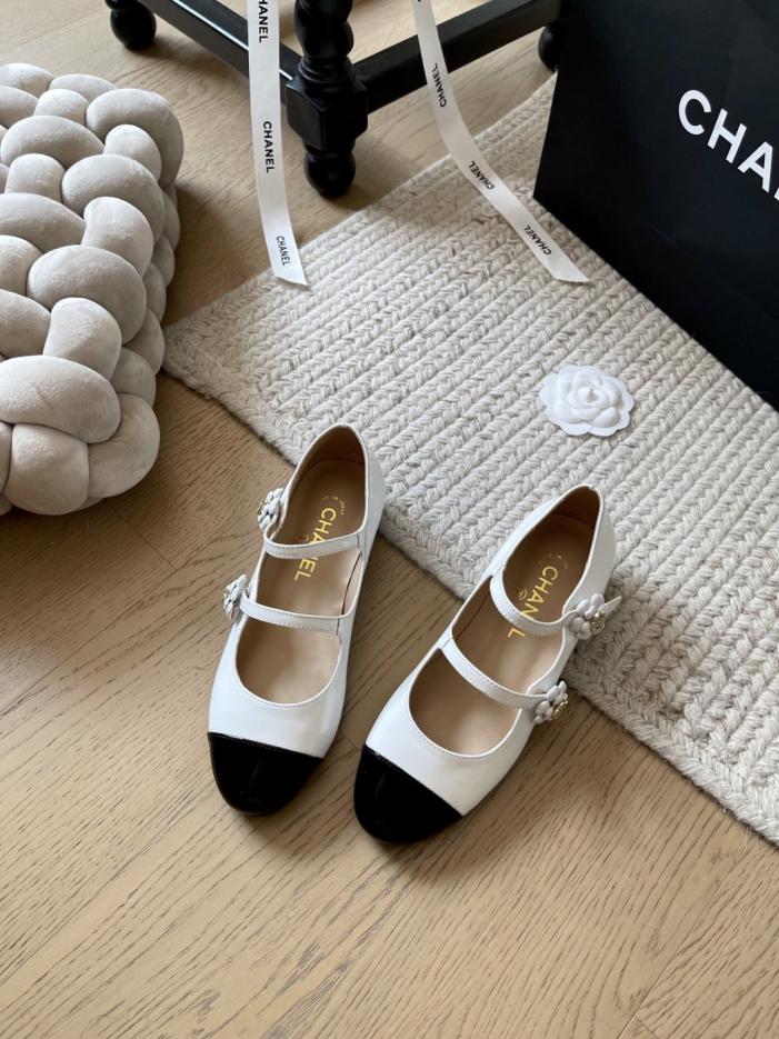 repliche,replica,perfette,siti di,affidabili,migliori siti,dove comprare,1:1,scarpe da ginnastica Chanel, novit脿 primavera Mary Jane con tacco spesso, versione classica con doppia C e top in camelia (VR8P0) repliche,replica,perfette,siti di,affidabili,migliori siti,dove comprare,1:1,scarpe da ginnastica Chanel, novit脿 primavera Mary Jane con tacco spesso, versione classica con doppia C e top in camelia (VR8P0)