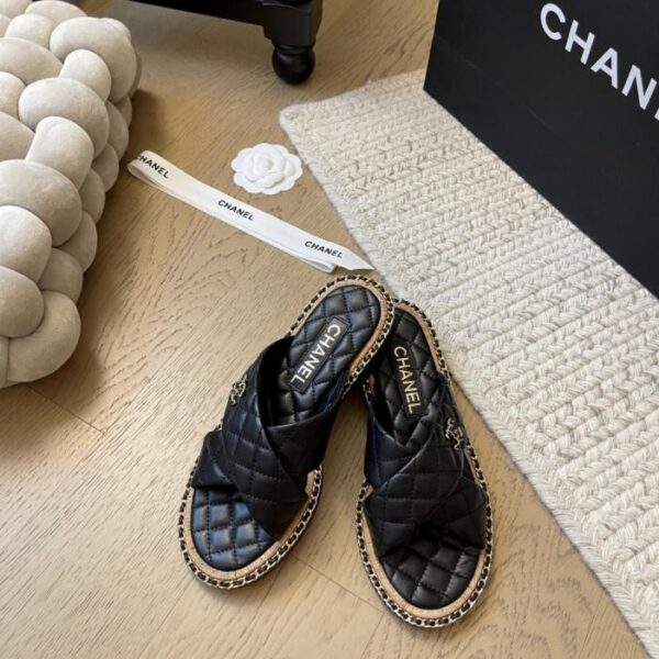 repliche,replica,perfette,siti di,affidabili,migliori siti,dove comprare,1:1,scarpe da ginnastica Chanel, nuova serie di sandali da spiaggia per la primavera e l’estate (BHCCQ)