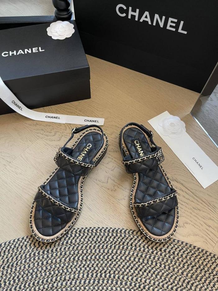 repliche,replica,perfette,siti di,affidabili,migliori siti,dove comprare,1:1,scarpe da ginnastica Sandali da spiaggia Chanel della nuova serie primavera ed estate (K8CVM) repliche,replica,perfette,siti di,affidabili,migliori siti,dove comprare,1:1,scarpe da ginnastica Sandali da spiaggia Chanel della nuova serie primavera ed estate (K8CVM)