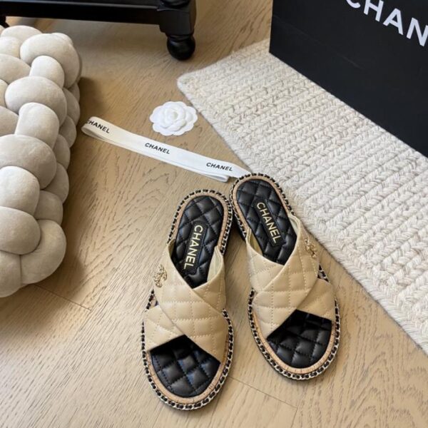 Sandali da spiaggia Chanel della nuova serie primavera ed estate (ZT46P)