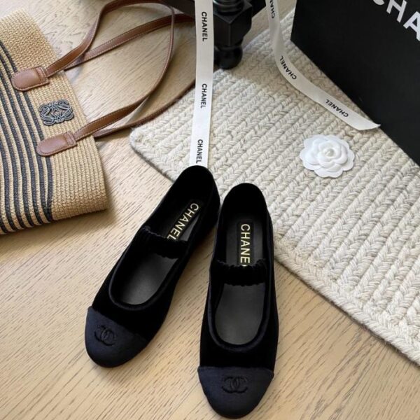 repliche,replica,perfette,siti di,affidabili,migliori siti,dove comprare,1:1,scarpe da ginnastica Scarpe Mary Jane Chanel Primavera/Estate, nuova serie, versione top (MXVDY)