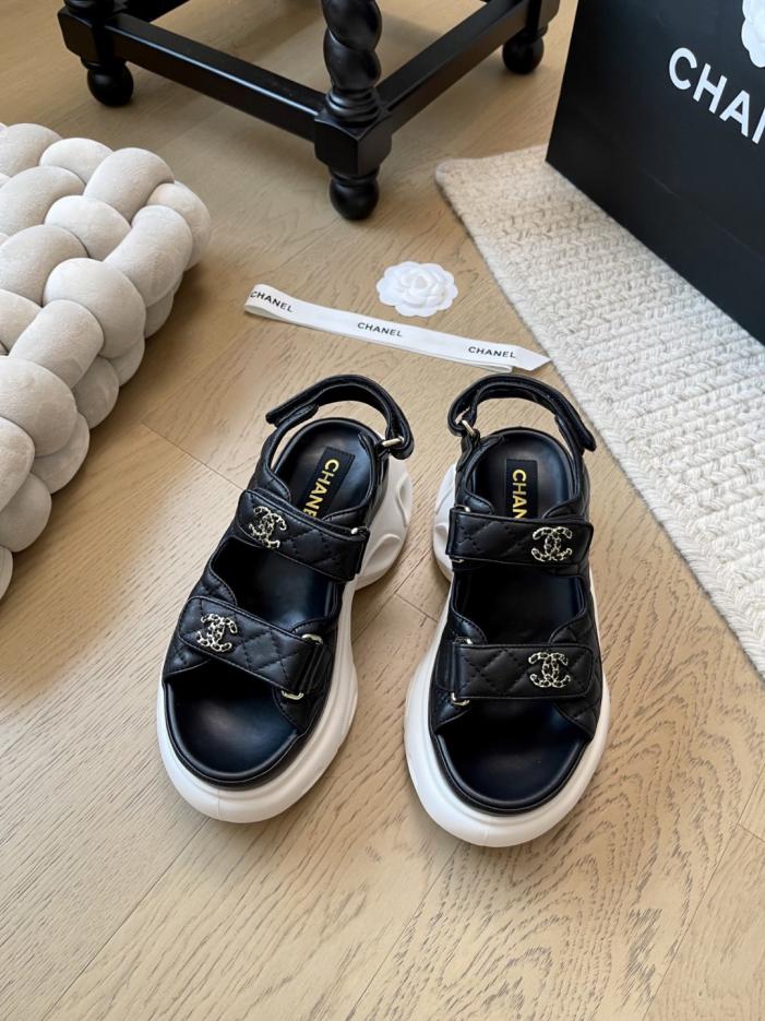 repliche,replica,perfette,siti di,affidabili,migliori siti,dove comprare,1:1,scarpe da ginnastica Nuovi sandali Chanel con suola spessa in velcro, serie Top Edition (WT22O) repliche,replica,perfette,siti di,affidabili,migliori siti,dove comprare,1:1,scarpe da ginnastica Nuovi sandali Chanel con suola spessa in velcro, serie Top Edition (WT22O)