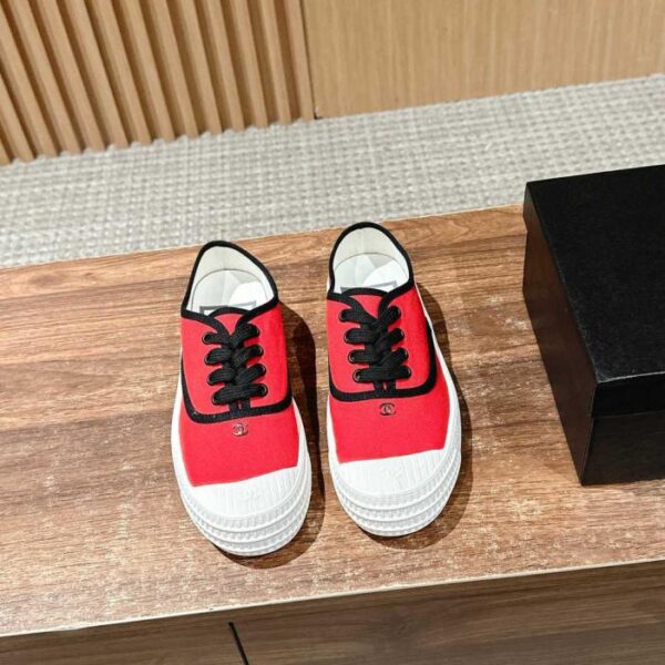 repliche,replica,perfette,siti di,affidabili,migliori siti,dove comprare,1:1,scarpe da ginnastica Scarpe in tela stile vintage Chanel Vintage Chanel (N323Q)