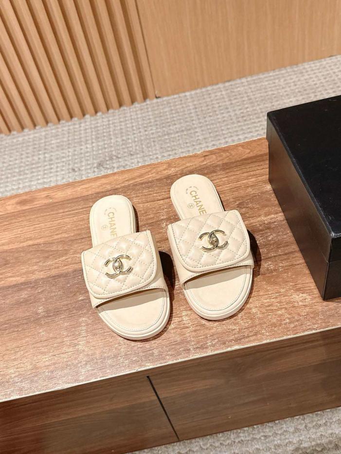 repliche,replica,perfette,siti di,affidabili,migliori siti,dove comprare,1:1,scarpe da ginnastica Ciabatte con fibbia e zaino Chanel Diamond (XGENN) repliche,replica,perfette,siti di,affidabili,migliori siti,dove comprare,1:1,scarpe da ginnastica Ciabatte con fibbia e zaino Chanel Diamond (XGENN)