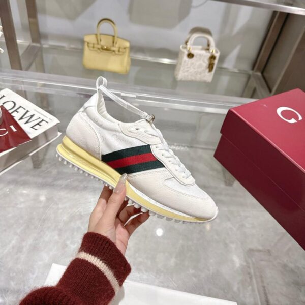 Scarpe sportive da donna della serie Gucci Re-Motion (I9NH7)