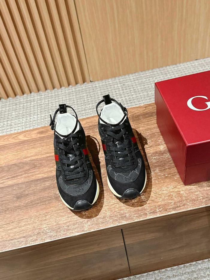 repliche,replica,perfette,siti di,affidabili,migliori siti,dove comprare,1:1,scarpe da ginnastica L’ultimo modello di Gucci in passerella, la serie Re-Motion, 猫 una scarpa sportiva casual con suola spessa (9AJ4U) repliche,replica,perfette,siti di,affidabili,migliori siti,dove comprare,1:1,scarpe da ginnastica L’ultimo modello di Gucci in passerella, la serie Re-Motion, 猫 una scarpa sportiva casual con suola spessa (9AJ4U)