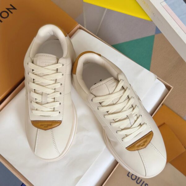 repliche,replica,perfette,siti di,affidabili,migliori siti,dove comprare,1:1,scarpe da ginnastica Versione top delle scarpe sportive casual con suola spessa Jigglypuff della serie Buttersoft di Louis Vuitton e Pharrell in collaborazione con Forrest Gump (1FB7R)