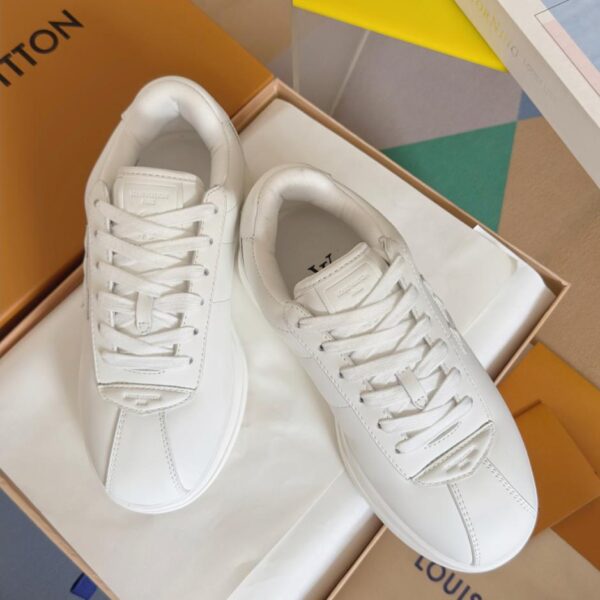 repliche,replica,perfette,siti di,affidabili,migliori siti,dove comprare,1:1,scarpe da ginnastica Versione top delle scarpe sportive casual con suola spessa Jigglypuff della serie Buttersoft di Louis Vuitton e Pharrell in collaborazione con Forrest Gump (N1FN7)