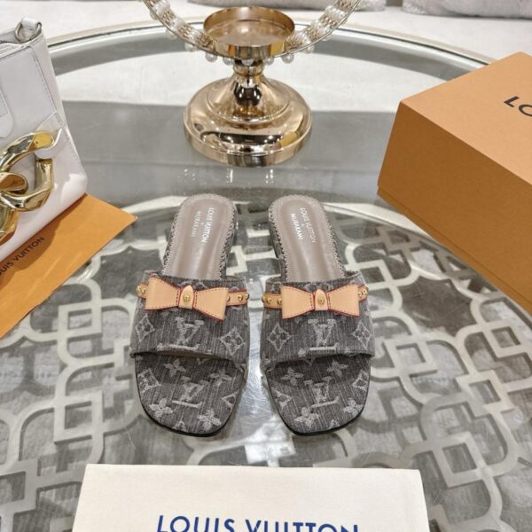 repliche,replica,perfette,siti di,affidabili,migliori siti,dove comprare,1:1,scarpe da ginnastica Louis Vuitton LV x TM 6AM Takashi Murakami ha co-branded le pantofole piatte con fiocco in fiore di ciliegio, versione superiore (J1ALP)