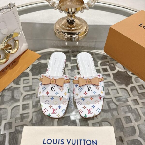 repliche,replica,perfette,siti di,affidabili,migliori siti,dove comprare,1:1,scarpe da ginnastica Louis Vuitton LV x TM 6AM Takashi Murakami ha co-branded le pantofole piatte con fiocco in fiore di ciliegio, versione superiore (QQQY8)