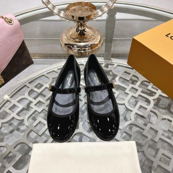 repliche,replica,perfette,siti di,affidabili,migliori siti,dove comprare,1:1,scarpe da ginnastica Louis Vuitton Mary Jane Nuova Collezione Le Pi霉 Belle Scarpette da Ballo Morbide (6RPX5)