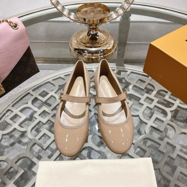 repliche,replica,perfette,siti di,affidabili,migliori siti,dove comprare,1:1,scarpe da ginnastica Louis Vuitton Mary Jane Nuova Collezione Le Pi霉 Belle Scarpette da Ballo Morbide (99VJ0)
