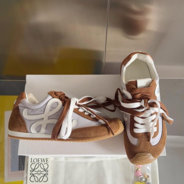 repliche,replica,perfette,siti di,affidabili,migliori siti,dove comprare,1:1,scarpe da ginnastica Versione top LOEWE, ultima passerella, Ballet Runner 2.0, scarpe sportive casual da coppia, scarpe da allenamento tedesche Forrest Gump (R61JQ)