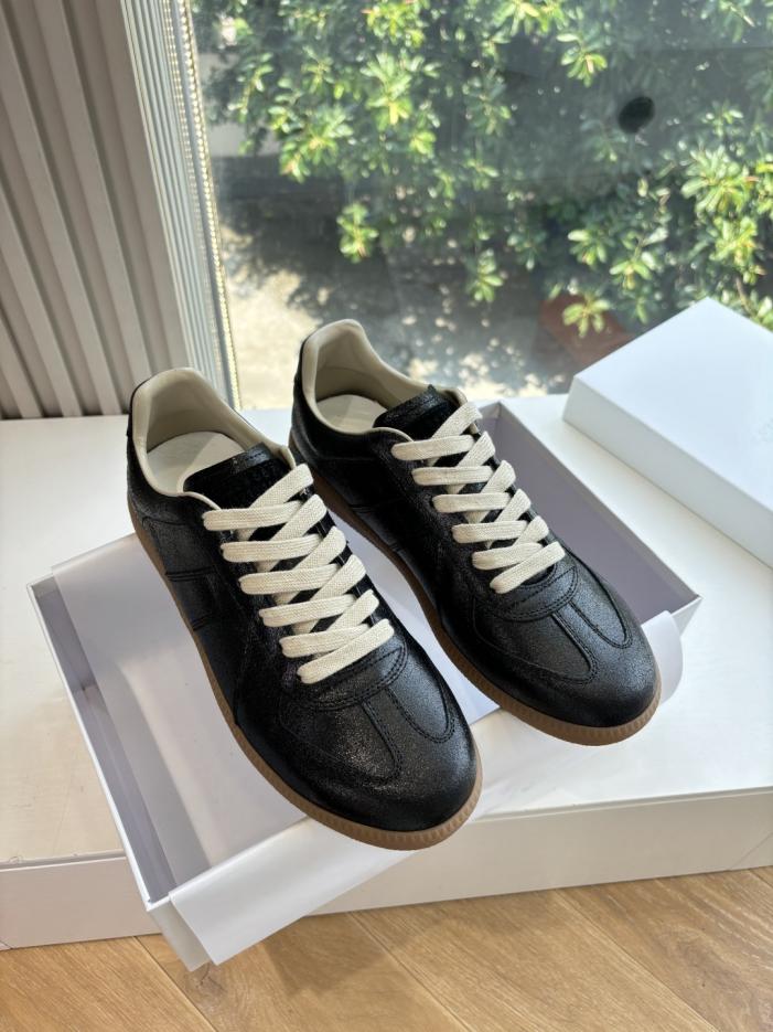 repliche,replica,perfette,siti di,affidabili,migliori siti,dove comprare,1:1,scarpe da ginnastica MaisonMargiela MM6 Scarpe casual da allenamento tedesche G035 versione top (JIOKA) repliche,replica,perfette,siti di,affidabili,migliori siti,dove comprare,1:1,scarpe da ginnastica MaisonMargiela MM6 Scarpe casual da allenamento tedesche G035 versione top (JIOKA)