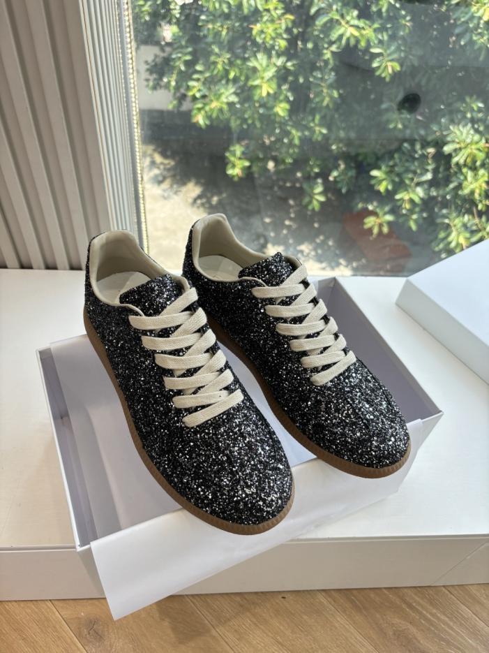 repliche,replica,perfette,siti di,affidabili,migliori siti,dove comprare,1:1,scarpe da ginnastica Maison Margiela MM6 Scarpe casual da allenamento tedesche G035 versione top (9I25N) repliche,replica,perfette,siti di,affidabili,migliori siti,dove comprare,1:1,scarpe da ginnastica Maison Margiela MM6 Scarpe casual da allenamento tedesche G035 versione top (9I25N)