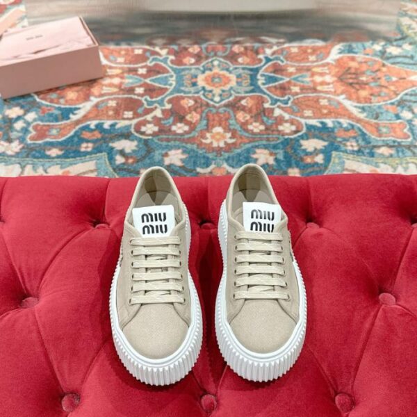 Nuove scarpe in tela con plateau MIU MIU (9OJV0)
