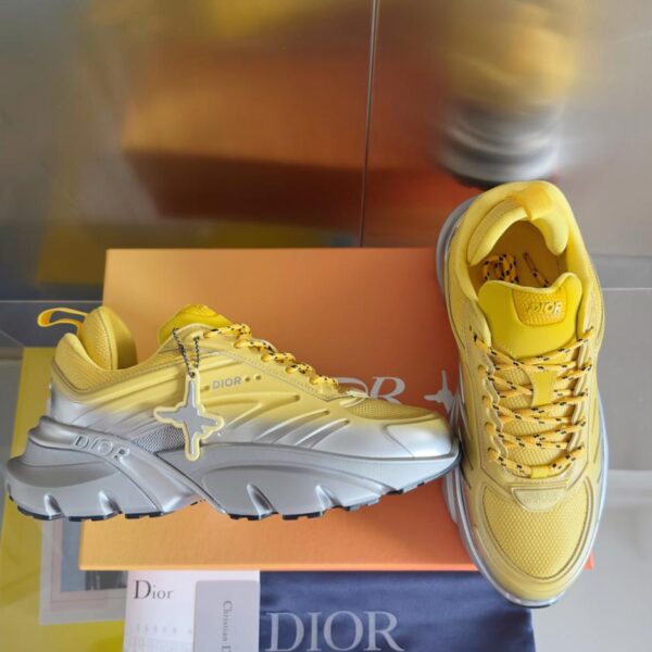 repliche,replica,perfette,siti di,affidabili,migliori siti,dove comprare,1:1,scarpe da ginnastica Lewis Hamilton x Dior B44 Blade Series Limited Edition Gradient Color Sneakers da uomo, versione top (RVD)