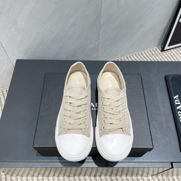 repliche,replica,perfette,siti di,affidabili,migliori siti,dove comprare,1:1,scarpe da ginnastica 《Edizione esclusiva》 Scarpe casual estive in tela con plateau PRADA (WZE1F)