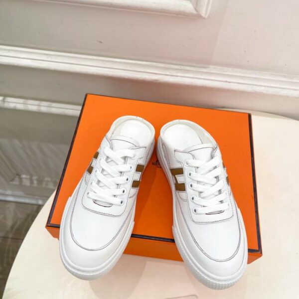 Hermes lancia le nuove classiche sneaker da coppia Keep a forma di H (JNDZZ)