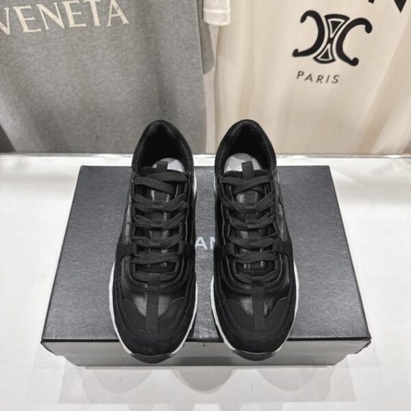 repliche,replica,perfette,siti di,affidabili,migliori siti,dove comprare,1:1,scarpe da ginnastica Nuove scarpe panda stringate di Chanel, scarpe casual, scarpe bianche, scarpe da ginnastica, scarpe biscotto, versione top (NWQXL)