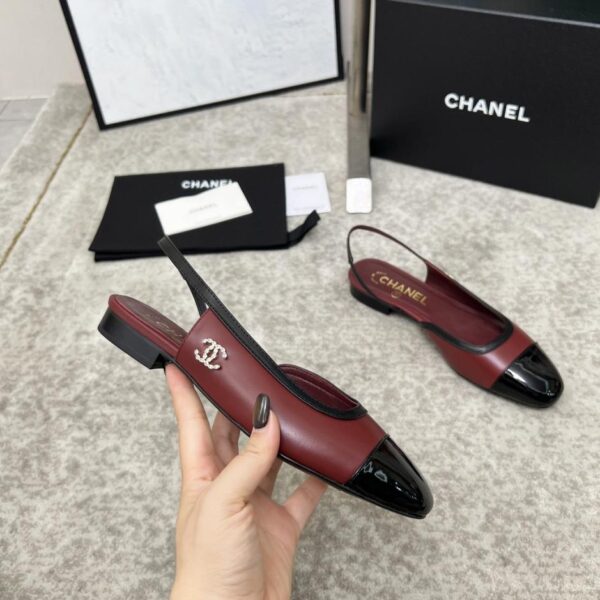 repliche,replica,perfette,siti di,affidabili,migliori siti,dove comprare,1:1,scarpe da ginnastica Sandali senza schienale Chanel primavera/estate, nuova serie di scarpe da ballo e mocassini (KXLUG)