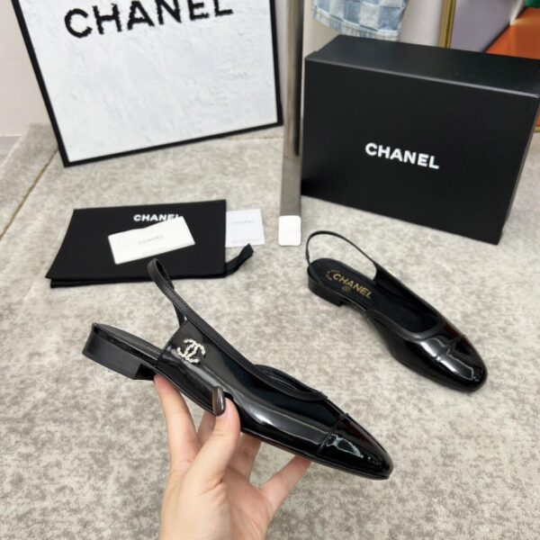 repliche,replica,perfette,siti di,affidabili,migliori siti,dove comprare,1:1,scarpe da ginnastica Sandali senza schienale Chanel primavera/estate, mocassini della nuova serie di scarpe da ballo (M9W1G)