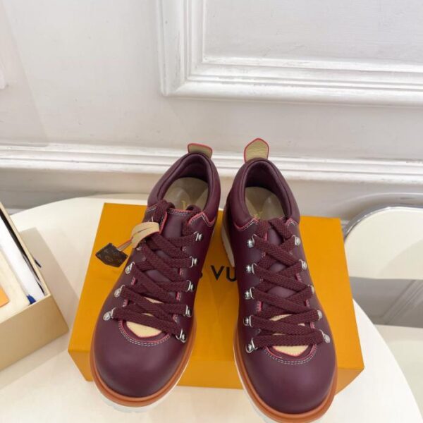 repliche,replica,perfette,siti di,affidabili,migliori siti,dove comprare,1:1,scarpe da ginnastica Louis Vuitton New LV REMIX Scarpe Derby con lacci Mountain Edition (PV890)