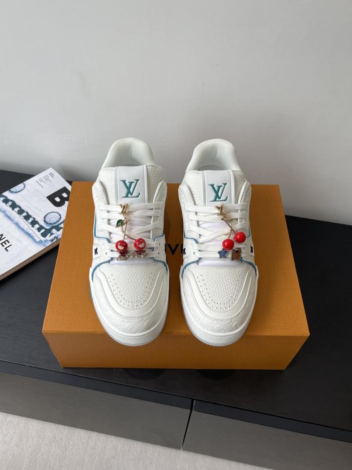 repliche,replica,perfette,siti di,affidabili,migliori siti,dove comprare,1:1,scarpe da ginnastica Sneakers LV Tarine e scarpe da skateboard per coppie (EENQJ) repliche,replica,perfette,siti di,affidabili,migliori siti,dove comprare,1:1,scarpe da ginnastica Sneakers LV Tarine e scarpe da skateboard per coppie (EENQJ)