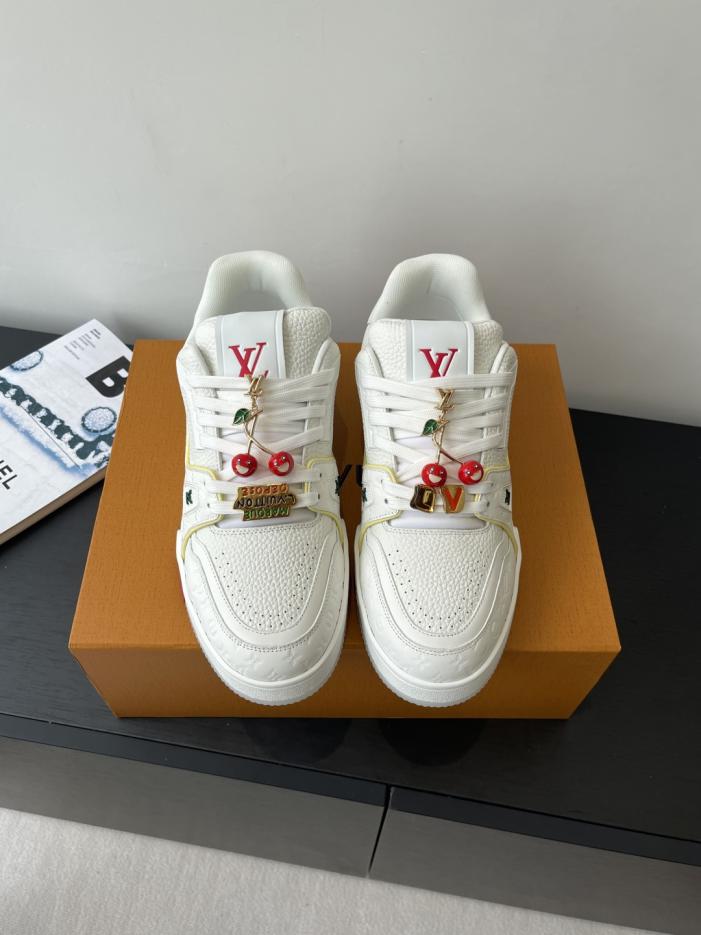 repliche,replica,perfette,siti di,affidabili,migliori siti,dove comprare,1:1,scarpe da ginnastica Sneakers LV Tarine e scarpe da skateboard per coppie (QHES3) repliche,replica,perfette,siti di,affidabili,migliori siti,dove comprare,1:1,scarpe da ginnastica Sneakers LV Tarine e scarpe da skateboard per coppie (QHES3)