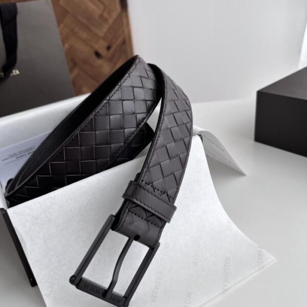 repliche,replica,perfette,siti di,affidabili,migliori siti,dove comprare,1:1,scarpe da ginnastica Cintura da uomo BV New, realizzata a mano, in pelle di vitello italiana intrecciata a piccoli quadri (50CUO)