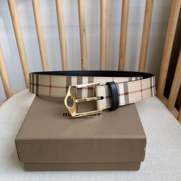 Nuova sincronizzazione Burberry London plaid con fibbia cava, larghezza fibbia 3,5 cm (P0KO0)