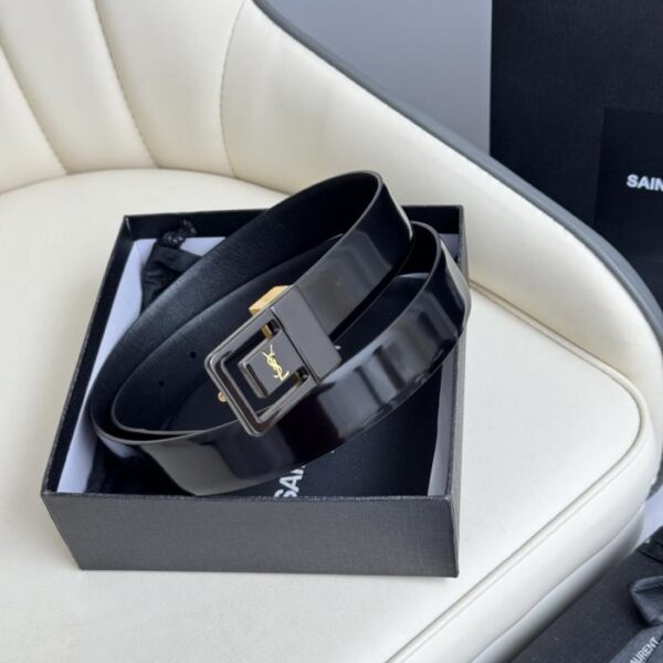 repliche,replica,perfette,siti di,affidabili,migliori siti,dove comprare,1:1,scarpe da ginnastica Cintura da donna Saint Laurent con fibbia galvanizzata oro autentico, realizzata in Italia, 3,0 cm (4TD4L)
