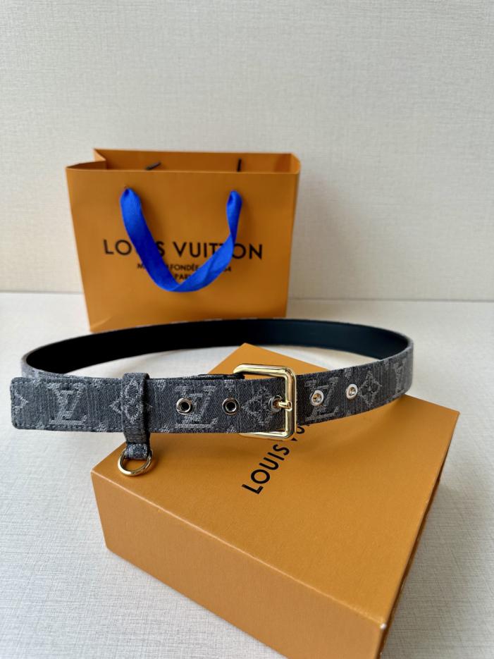 repliche,replica,perfette,siti di,affidabili,migliori siti,dove comprare,1:1,scarpe da ginnastica Cintura LV D-Ring 3.0 Larghezza Monogram Denim (UN2NW) repliche,replica,perfette,siti di,affidabili,migliori siti,dove comprare,1:1,scarpe da ginnastica Cintura LV D-Ring 3.0 Larghezza Monogram Denim (UN2NW)