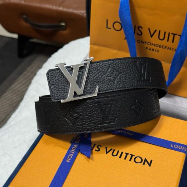 repliche,replica,perfette,siti di,affidabili,migliori siti,dove comprare,1:1,scarpe da ginnastica LV Louis Vuitton Reversible Lychee Togo Larghezza 4,0 cm Fibbia di lusso LV (EHO8N)