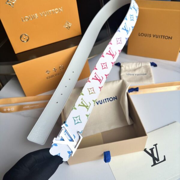 repliche,replica,perfette,siti di,affidabili,migliori siti,dove comprare,1:1,scarpe da ginnastica LOUIS VUITTON ultima versione con contatori da 40 mm di larghezza (FHE00)