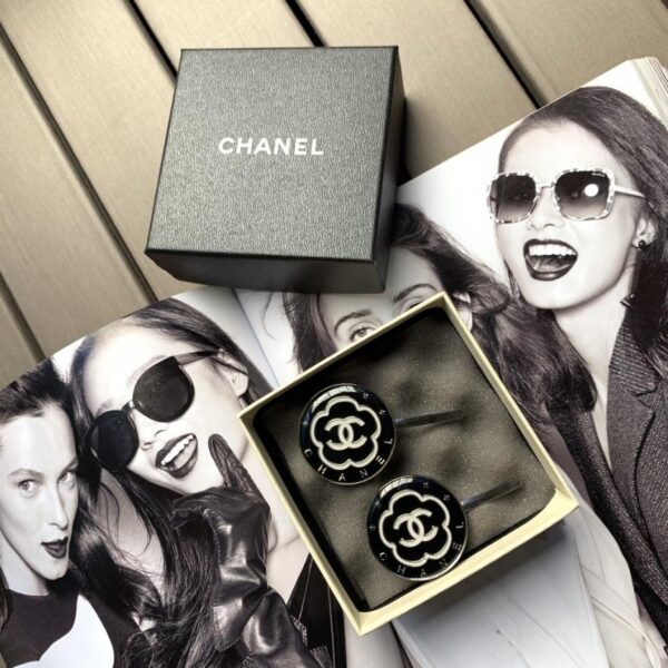 (Confezione da 2) Fermaglio per capelli Chanel New Round Brand Suit Pocket Clip (JBMUL)